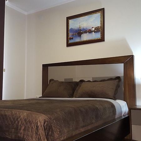 Mimino Apartment Deluxe First Line Batumi Ngoại thất bức ảnh