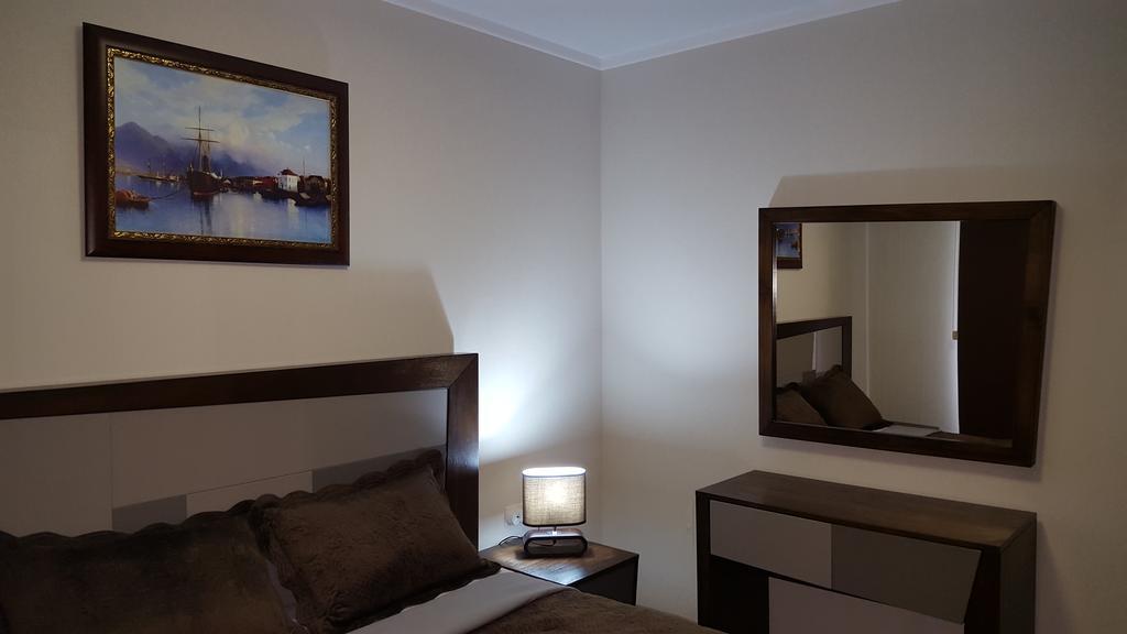 Mimino Apartment Deluxe First Line Batumi Ngoại thất bức ảnh